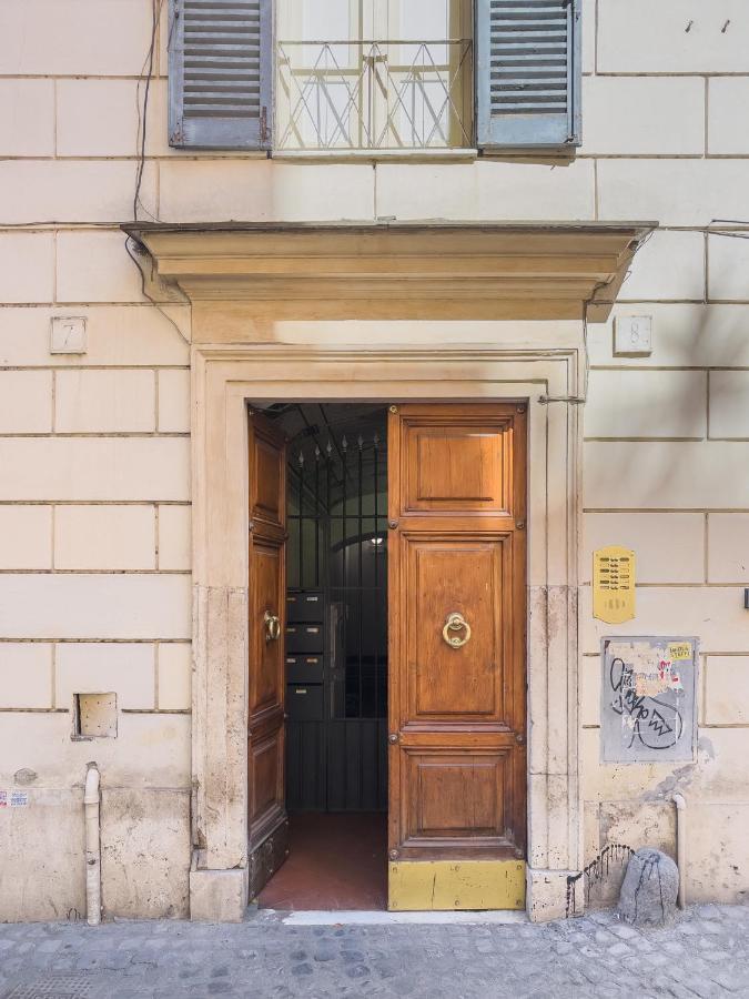 Apartmán Domus Sant'Elena 2 Řím Exteriér fotografie