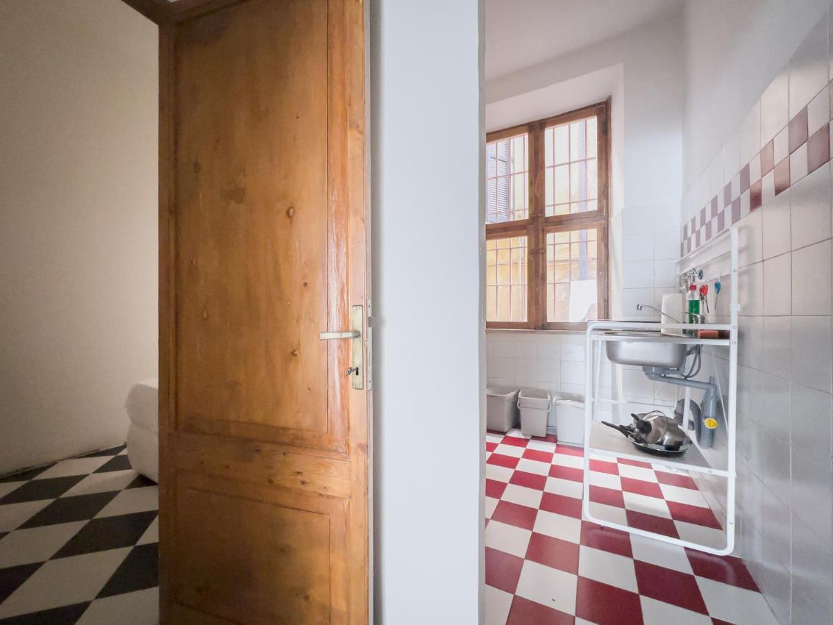 Apartmán Domus Sant'Elena 2 Řím Exteriér fotografie