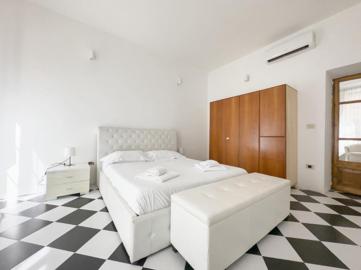 Apartmán Domus Sant'Elena 2 Řím Exteriér fotografie