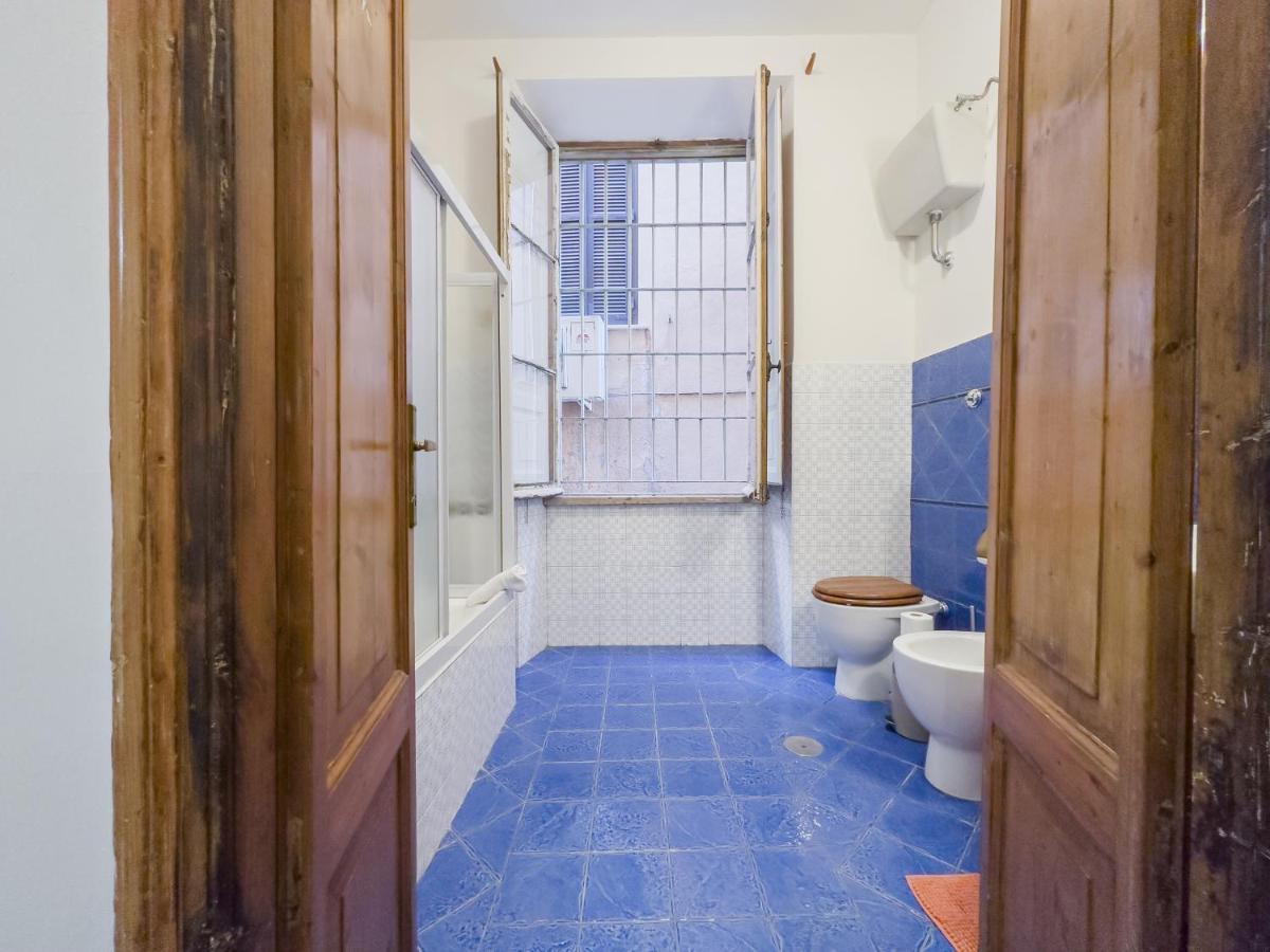 Apartmán Domus Sant'Elena 2 Řím Exteriér fotografie