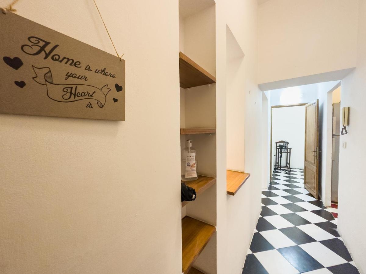 Apartmán Domus Sant'Elena 2 Řím Exteriér fotografie